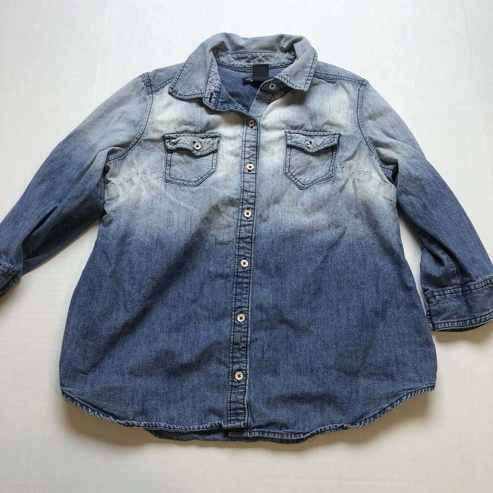 Canyon River Blues Sz MP Blue Ombre Chambray Button Up Shirt A1762